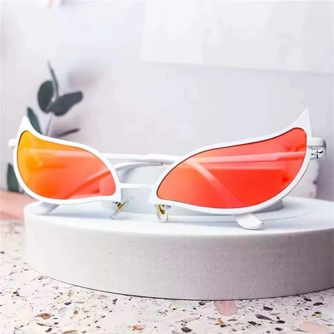 Lunettes Doflamingo – Style Iconique inspiré de Donquixote Doflamingo (One Piece)